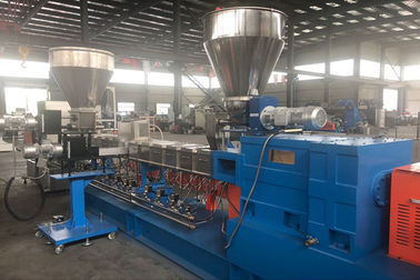ประเทศจีน การใช้พลังงานน้อยเครื่องผลิตเม็ดพลาสติกขวดสำหรับสัตว์เลี้ยง Flakes Raw Material โรงงาน